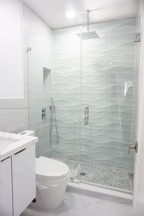 357 W 46th St, Hialeah, FL 33012 photo 17