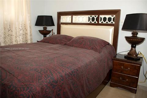398 E 56th St, Hialeah, FL 33013 photo 20