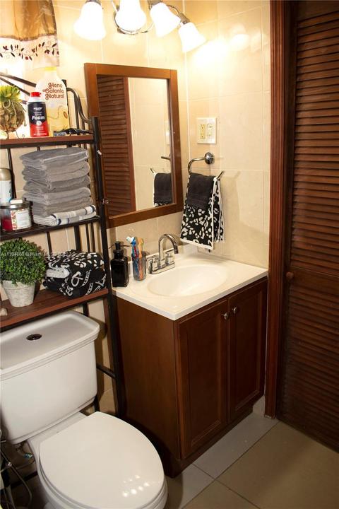 398 E 56th St, Hialeah, FL 33013 photo 27
