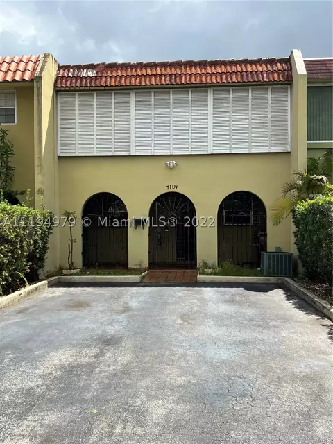 7191 W 3rd Ct, Hialeah, FL 33014 photo 1
