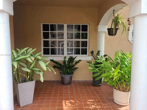 10030 Hammocks Blvd #101, Miami, FL 33196