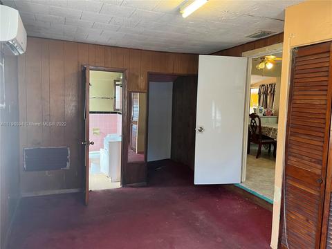 671 E 8th St, Hialeah, FL 33010 photo 11