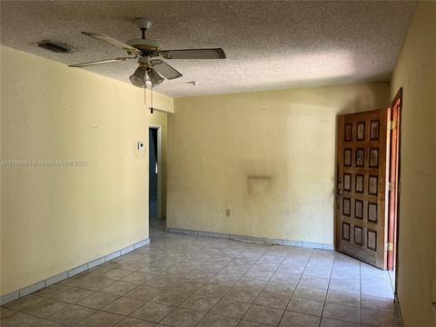 671 E 8th St, Hialeah, FL 33010 photo 6