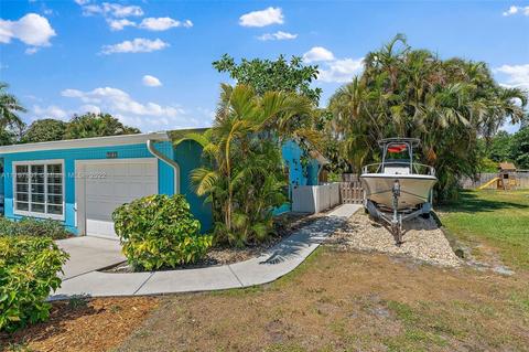 1230 NW Pine Lake Dr, Stuart, FL 34994 photo 7