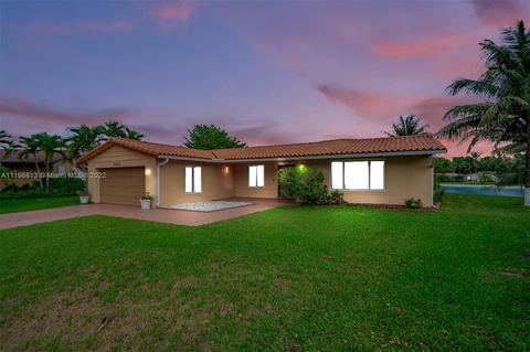 7357 Sabal Dr, Miami Lakes, FL 33014 photo 24