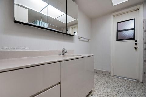 7357 Sabal Dr, Miami Lakes, FL 33014 photo 21