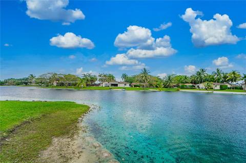7357 Sabal Dr, Miami Lakes, FL 33014 photo 27