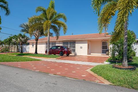 8345 W 14th Ct, Hialeah, FL 33014 photo 1