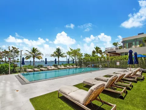 3131 NE 7th Ave #2105, Miami, FL 33137