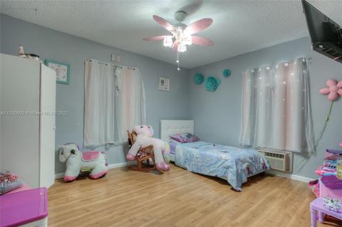 83 E 13th St, Hialeah, FL 33010 photo 6