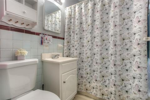 83 E 13th St, Hialeah, FL 33010 photo 8