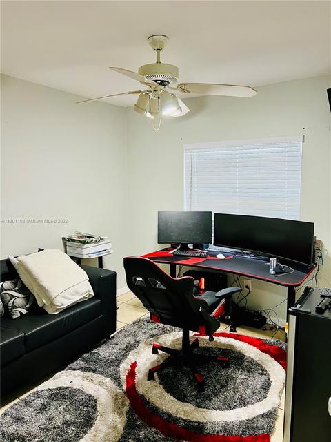 458 SE 3rd St, Hialeah, FL 33010 photo 12