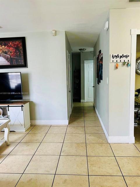 458 SE 3rd St, Hialeah, FL 33010 photo 6