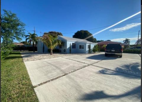 677 SE 9th Pl, Hialeah, FL 33010 photo 6