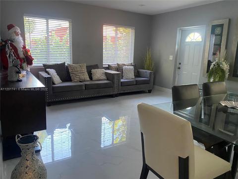 677 SE 9th Pl, Hialeah, FL 33010 photo 13