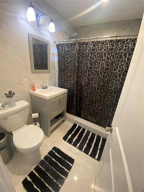 677 SE 9th Pl, Hialeah, FL 33010 photo 26