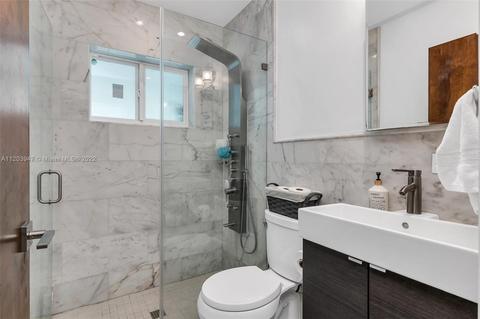 64 E 65th St, Hialeah, FL 33013 photo 15