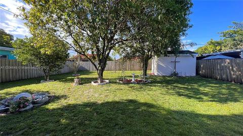 428 E 37th St, Hialeah, FL 33013 photo 9