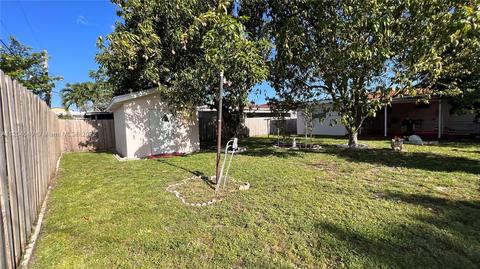 428 E 37th St, Hialeah, FL 33013 photo 8