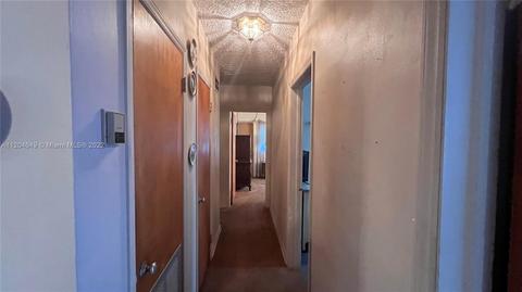 428 E 37th St, Hialeah, FL 33013 photo 22