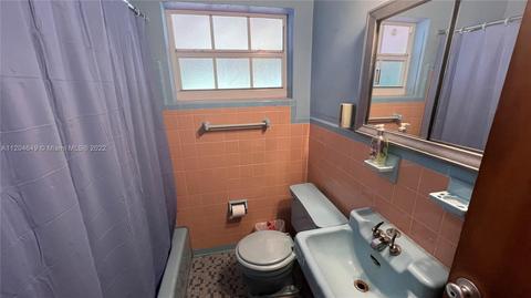 428 E 37th St, Hialeah, FL 33013 photo 18