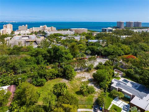 231 E Shore Dr E, Miami, FL 33133 photo 14