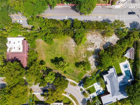 231 E Shore Dr E, Miami, FL 33133 photo 5