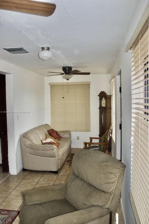 274 E 17th St, Hialeah, FL 33010 photo 7