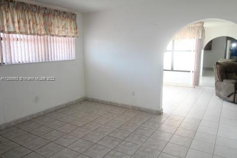 795 E 27th St, Hialeah, FL 33013 photo 5