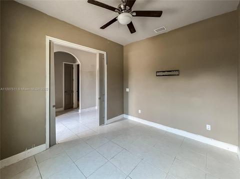 584 Aldenham Ln, Ormond Beach, FL 32174 photo 11