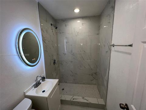 841 E 32nd St, Hialeah, FL 33013 photo 5