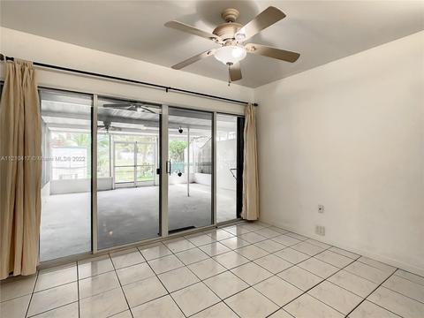 1727 W 68th St, Hialeah, FL 33014 photo 10