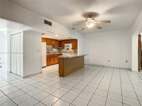 1727 W 68th St, Hialeah, FL 33014 photo 5
