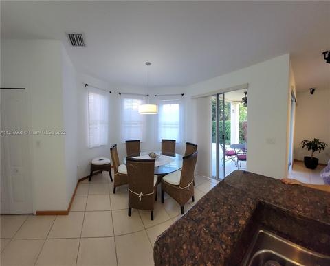 4655 NW 95th Ave, Doral, FL 33178 photo 4