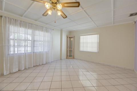 4811 E 9th Ln, Hialeah, FL 33013 photo 8