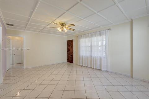 4811 E 9th Ln, Hialeah, FL 33013 photo 6