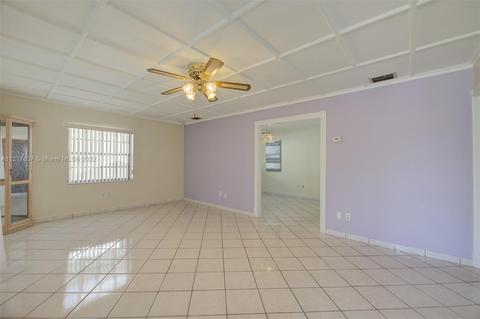 4811 E 9th Ln, Hialeah, FL 33013 photo 5
