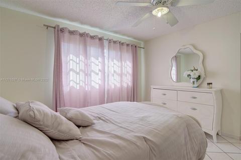 4811 E 9th Ln, Hialeah, FL 33013 photo 20