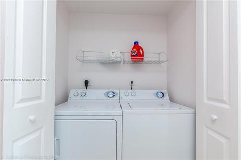 186 SE 12th Ter #1801, Miami, FL 33131 photo 16