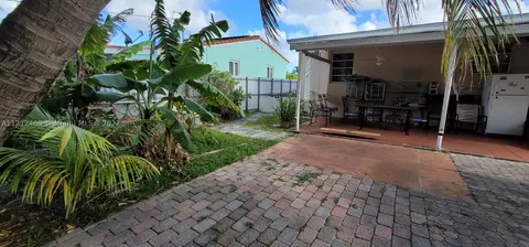 131 W 16th St, Hialeah, FL 33010 photo 1