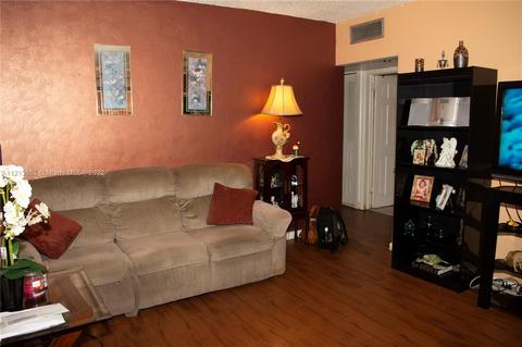6495 W 3rd Ave, Hialeah, FL 33012 photo 17