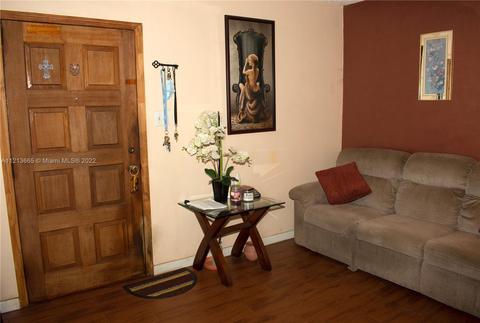 6495 W 3rd Ave, Hialeah, FL 33012 photo 14