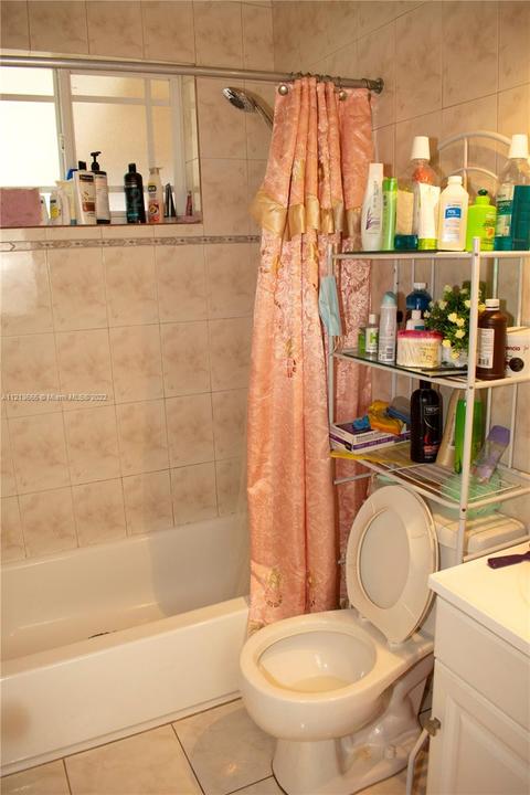6495 W 3rd Ave, Hialeah, FL 33012 photo 13