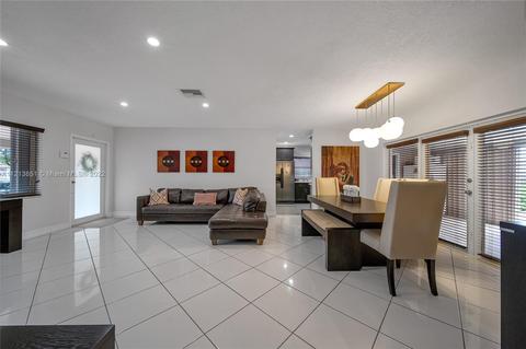 5881 W 3rd Ave, Hialeah, FL 33012 photo 7