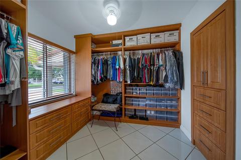5881 W 3rd Ave, Hialeah, FL 33012 photo 16