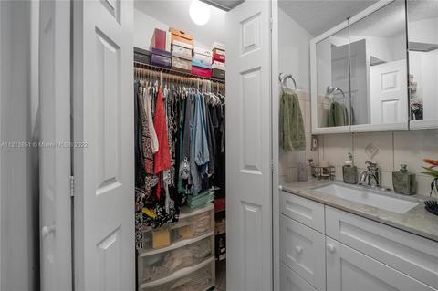 5881 W 3rd Ave, Hialeah, FL 33012 photo 22