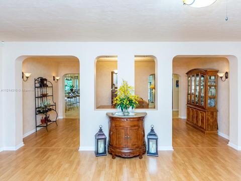 239 Pinecrest Dr, Miami Springs, FL 33166 photo 7