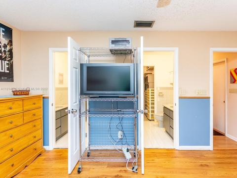 239 Pinecrest Dr, Miami Springs, FL 33166 photo 44