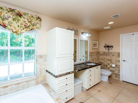 239 Pinecrest Dr, Miami Springs, FL 33166 photo 32