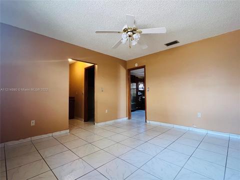 624 E 29th St, Hialeah, FL 33013 photo 7